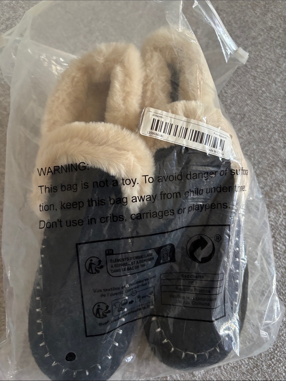 Ladies size 9 Cozy Faux-Fur Lined Slipper - Tan